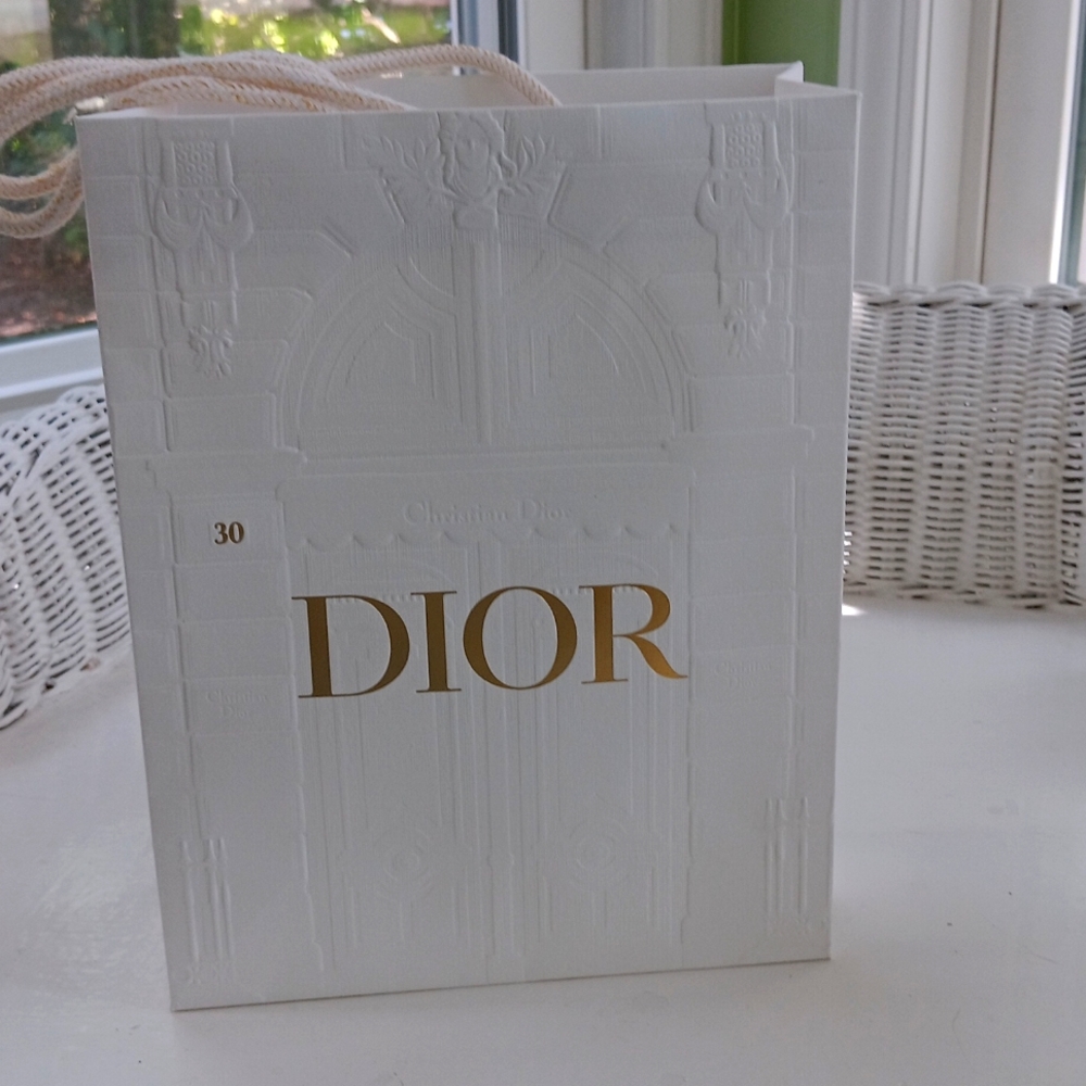Small Christian Dior shopping bag